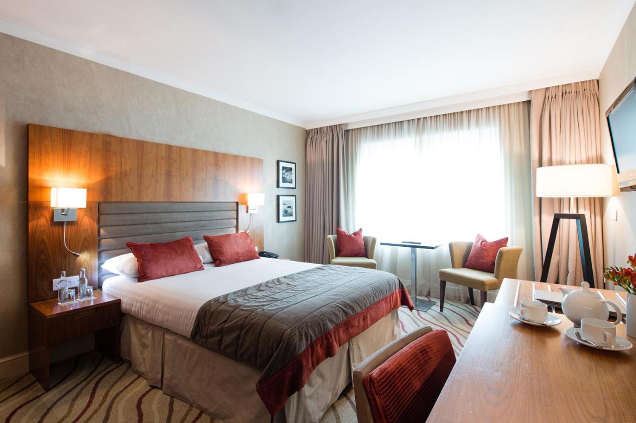 Lakeside Park Hotel & Spa Fishbourne  Eksteriør billede