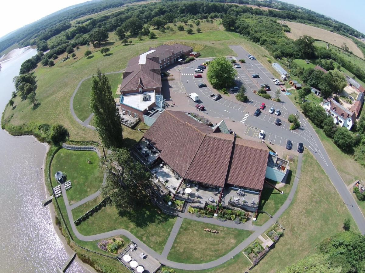 Lakeside Park Hotel & Spa Fishbourne  Eksteriør billede