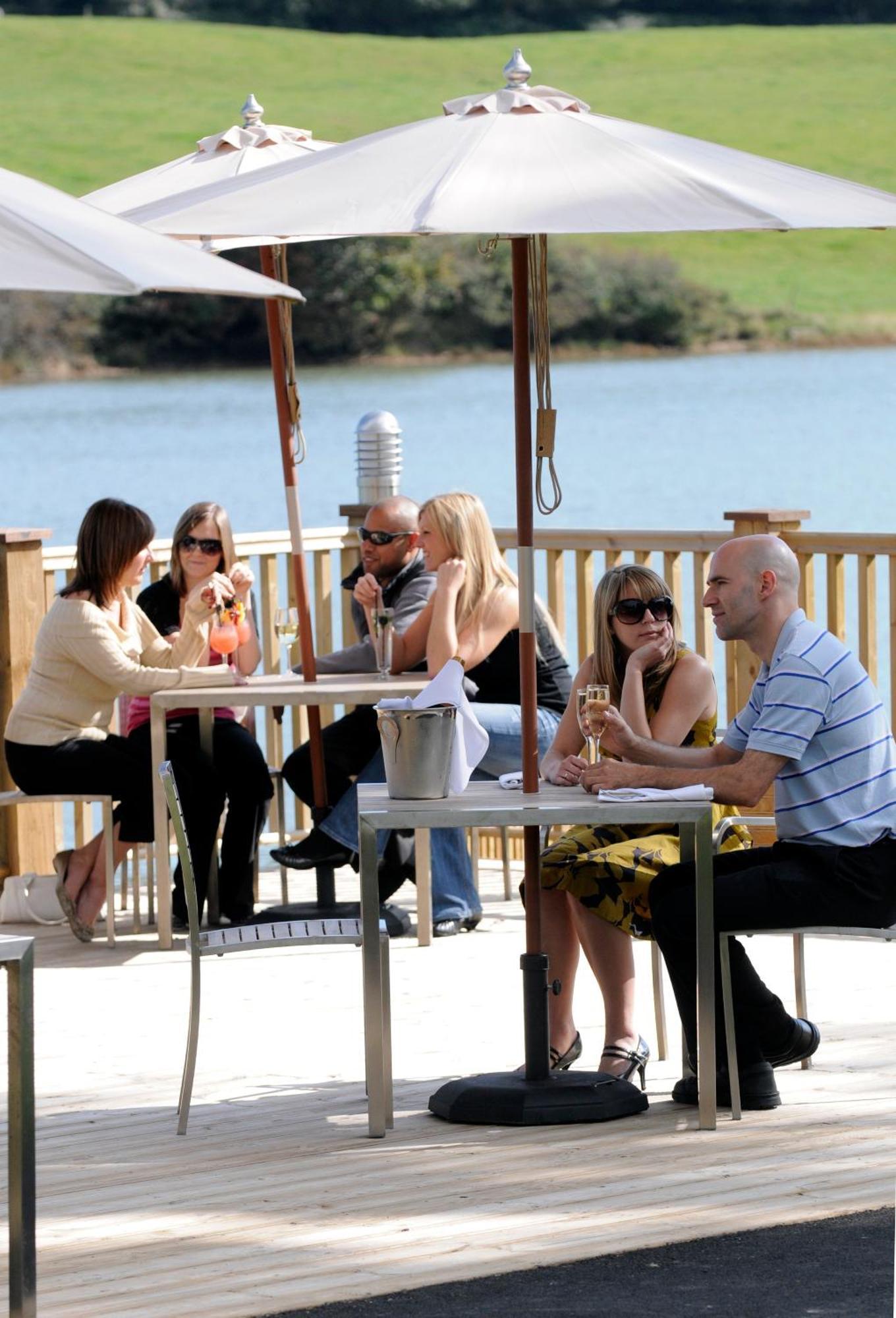 Lakeside Park Hotel & Spa Fishbourne  Eksteriør billede